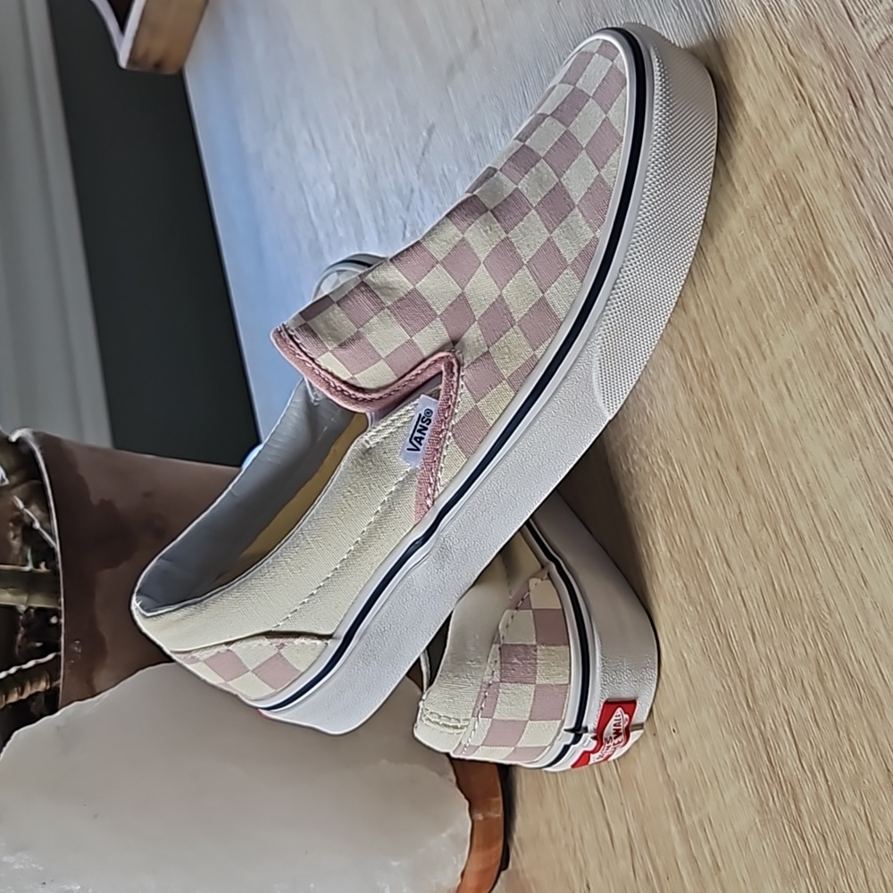 Vans Pink and Cream Checkered Slip-On Sneakers - Picture 2 of 8